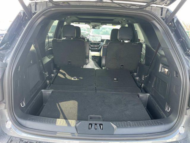 new 2025 Ford Explorer car, priced at $60,917