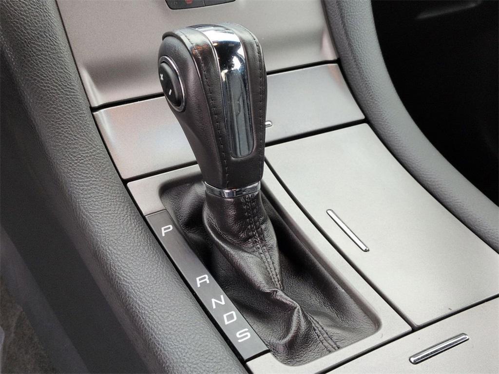 used 2015 Ford Taurus car, priced at $11,995