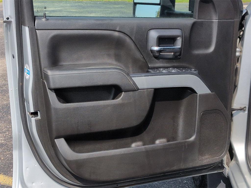 used 2018 Chevrolet Silverado 1500 car, priced at $18,295