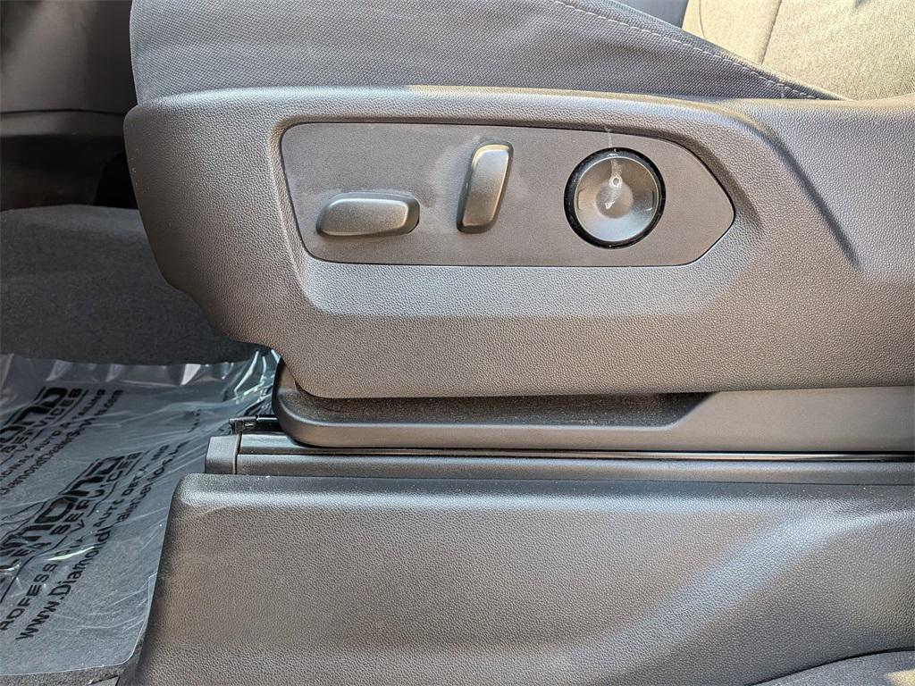 used 2023 Chevrolet Silverado 1500 car, priced at $35,995