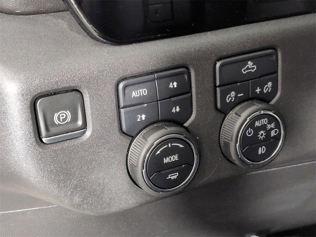 used 2022 Chevrolet Silverado 1500 car, priced at $43,995