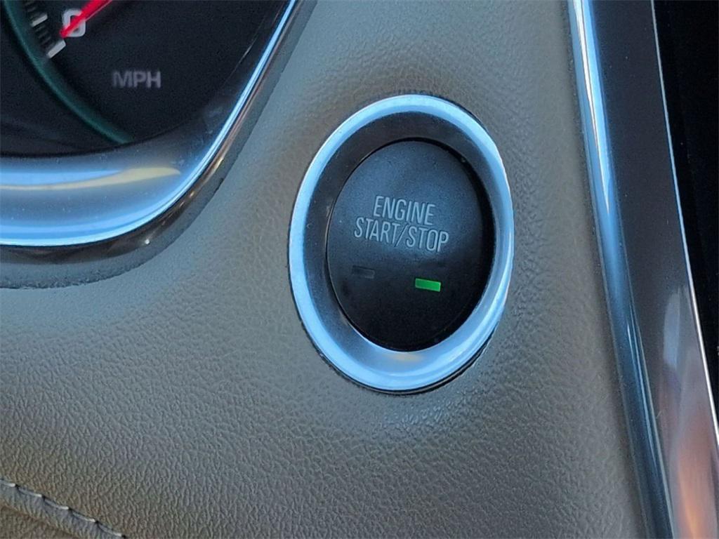 used 2023 Chevrolet Traverse car, priced at $28,295