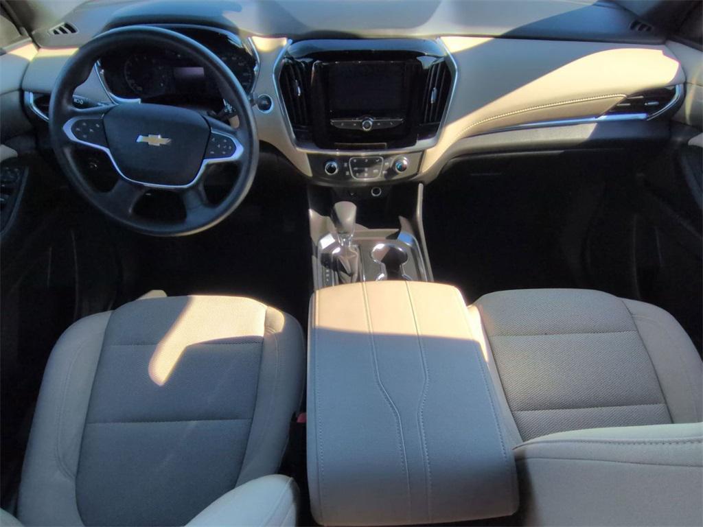 used 2023 Chevrolet Traverse car, priced at $28,295