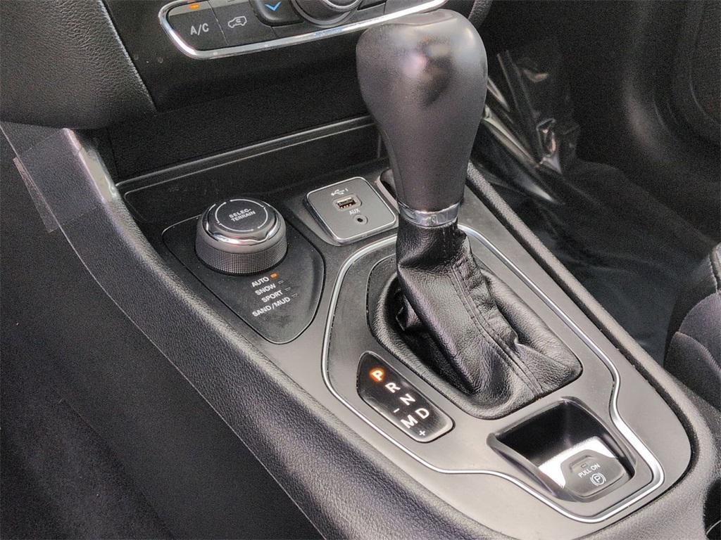 used 2020 Jeep Cherokee car, priced at $17,795