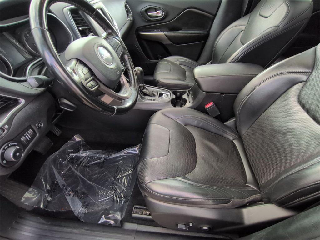 used 2020 Jeep Cherokee car, priced at $17,795