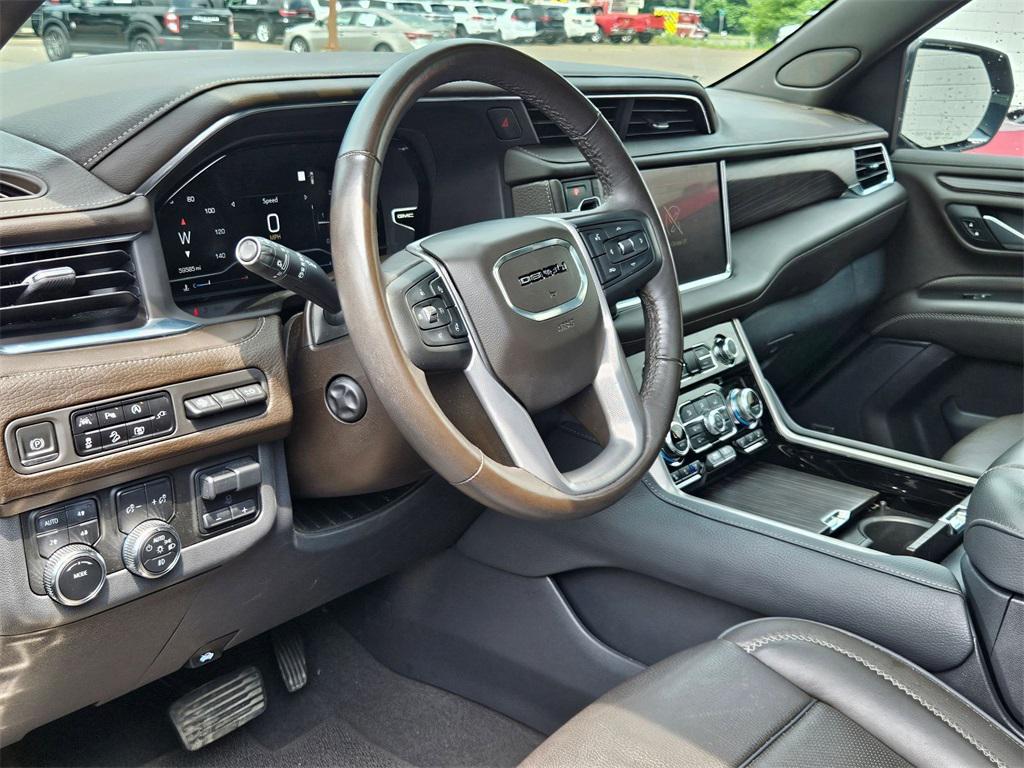 used 2022 GMC Yukon car, priced at $53,995