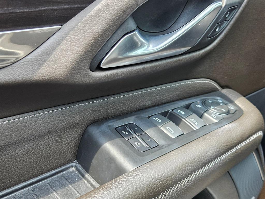 used 2022 GMC Yukon car, priced at $53,995