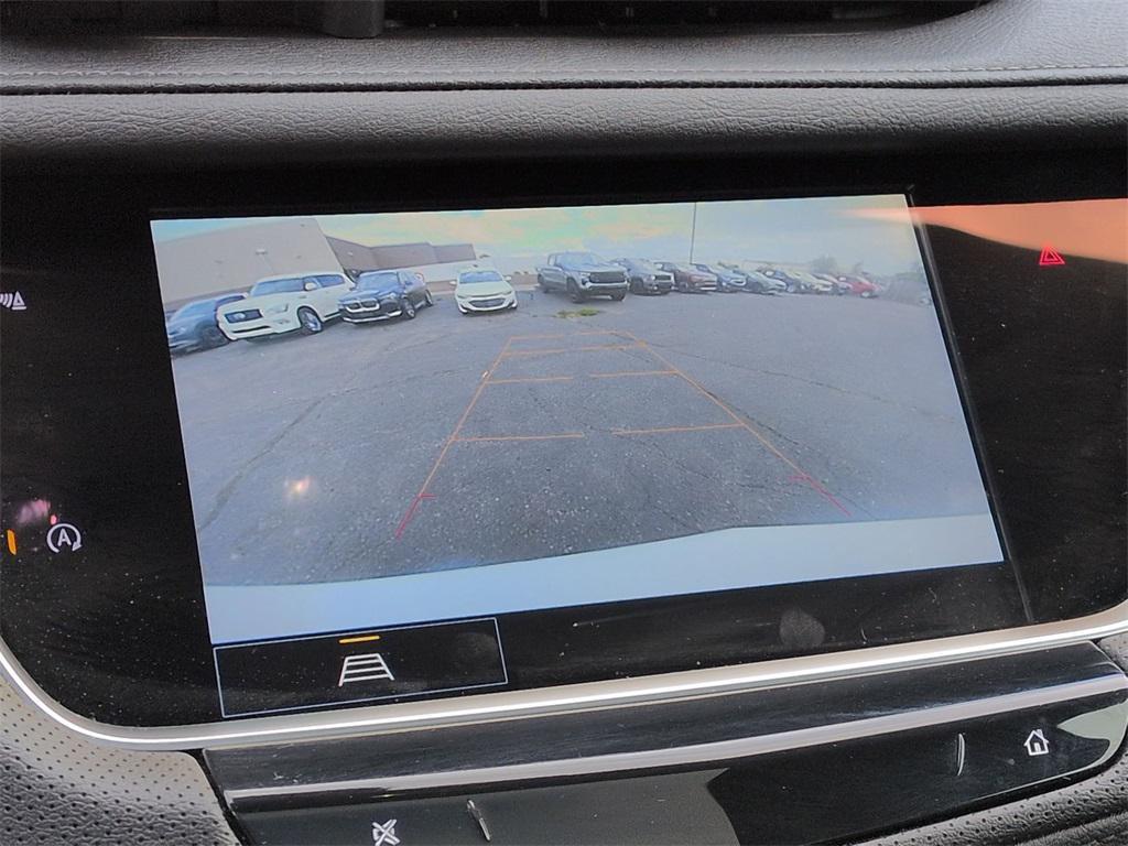 used 2022 Cadillac XT5 car, priced at $35,995