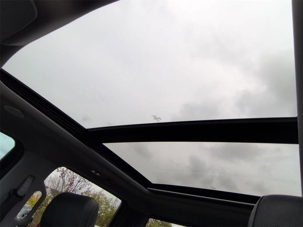 used 2021 Ford F-150 car, priced at $30,995