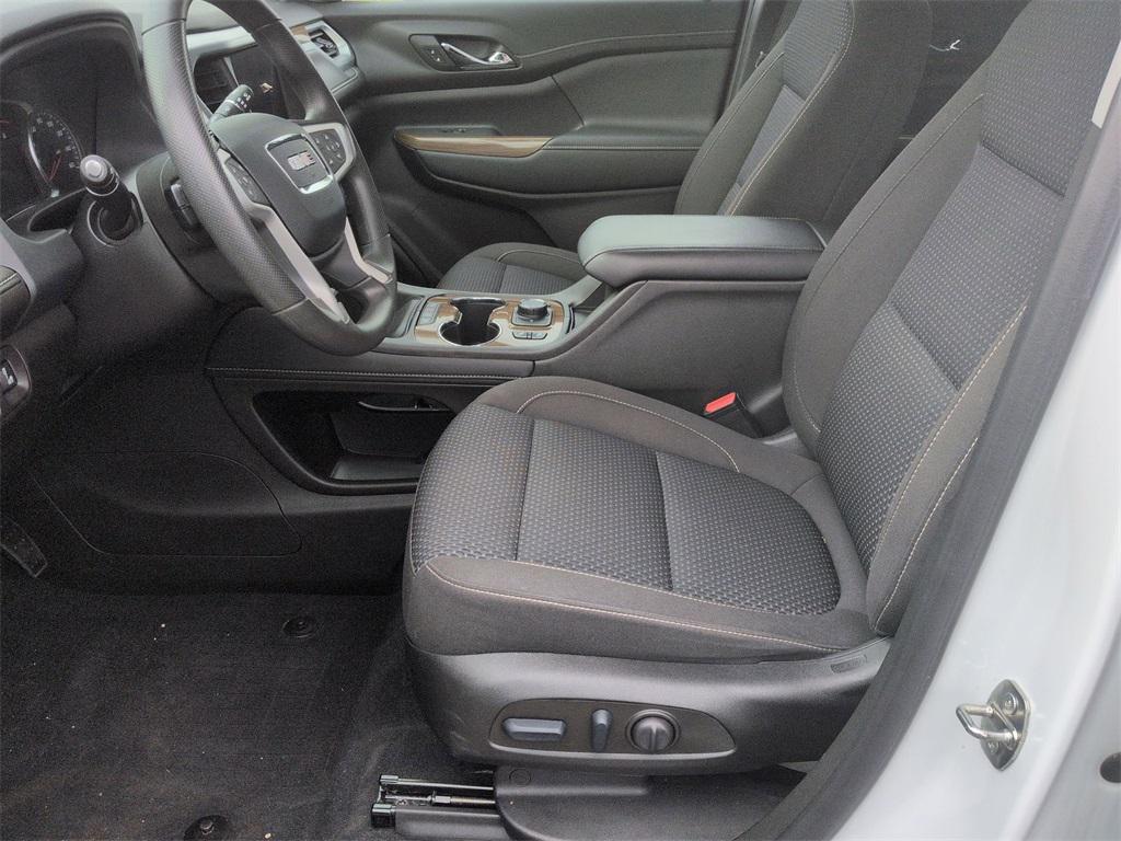 used 2023 GMC Acadia car, priced at $29,595