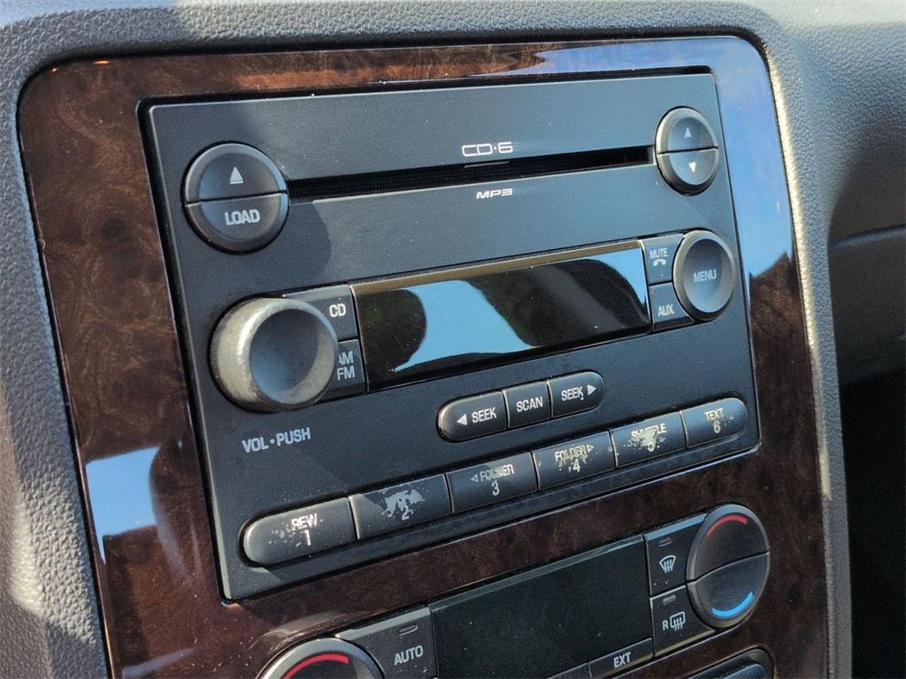 used 2005 Ford Five Hundred car, priced at $4,995