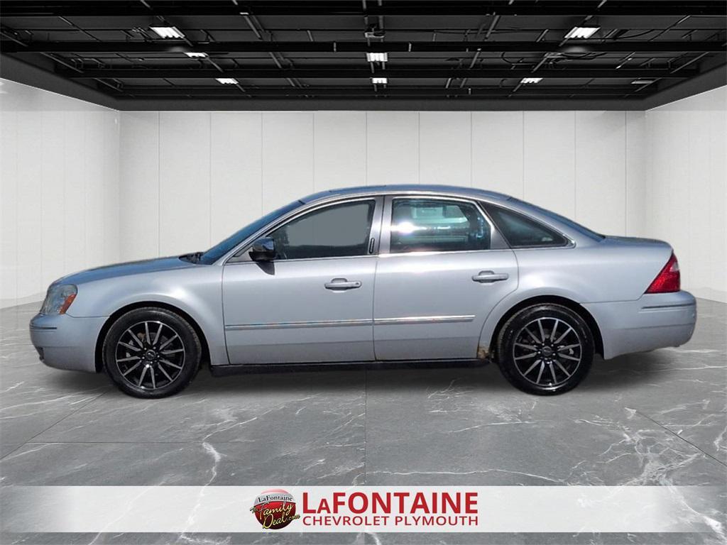 used 2005 Ford Five Hundred car, priced at $4,995