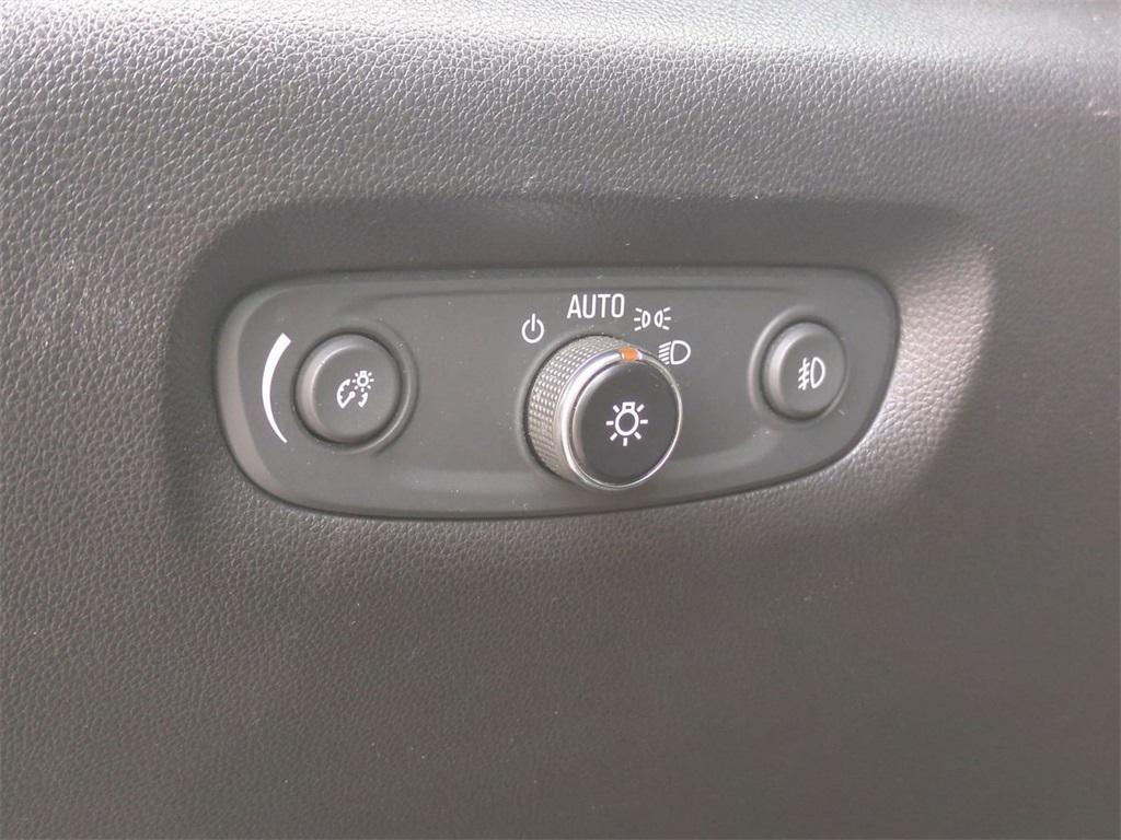 used 2020 Chevrolet Traverse car, priced at $19,995