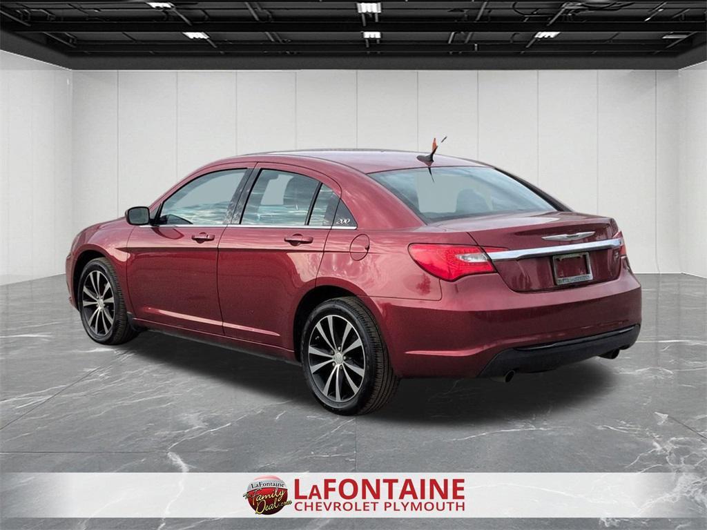 used 2014 Chrysler 200 car, priced at $5,295