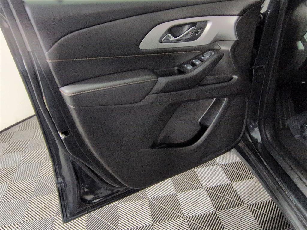 used 2019 Chevrolet Traverse car, priced at $14,595