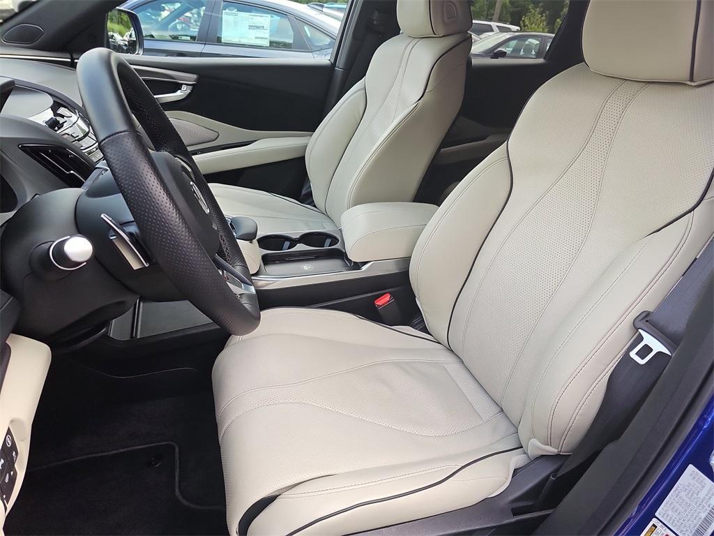 used 2025 Acura RDX car, priced at $49,500