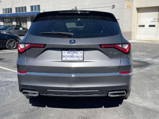 used 2022 Acura MDX car, priced at $35,250