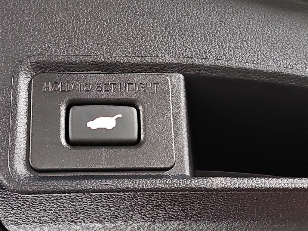 used 2025 Acura RDX car, priced at $41,788