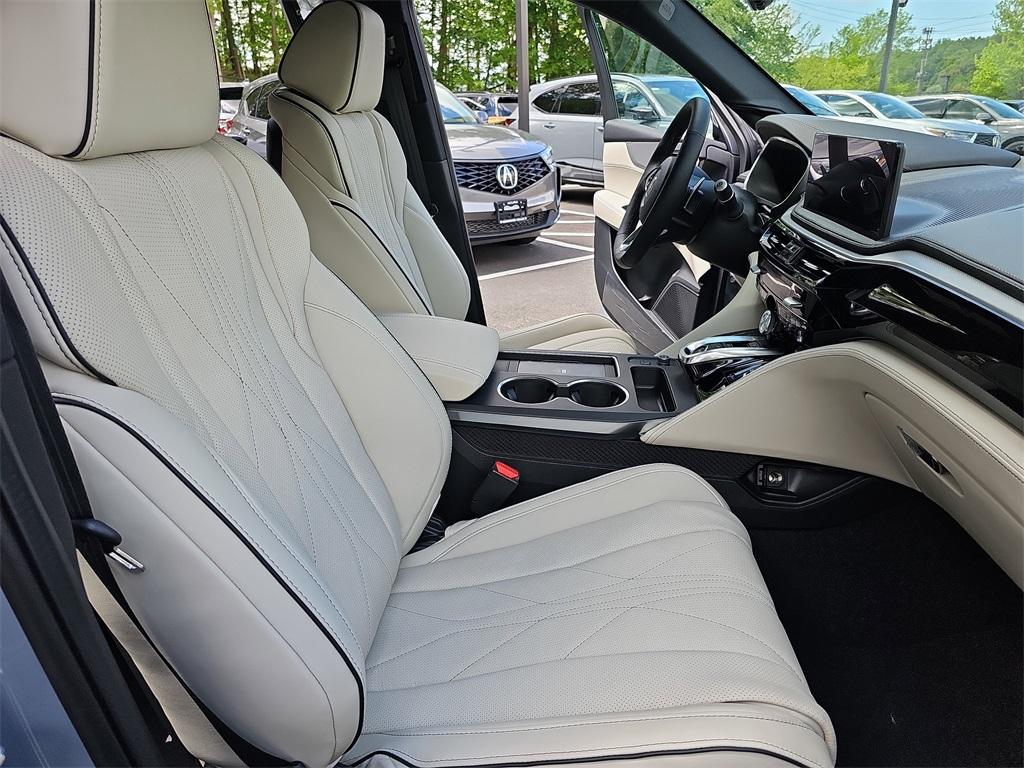 new 2025 Acura MDX car, priced at $70,250