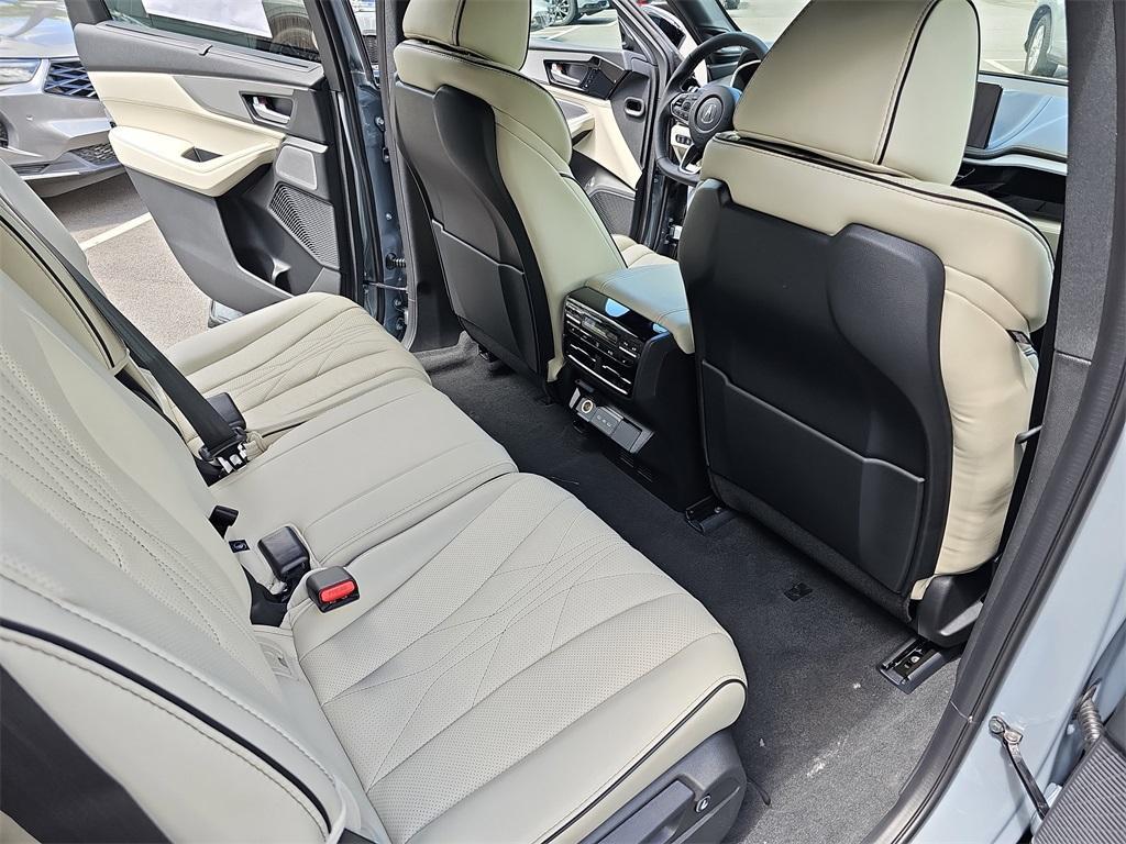 new 2025 Acura MDX car, priced at $70,250