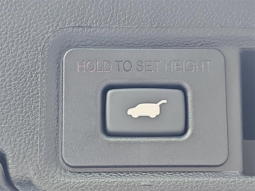 new 2025 Acura RDX car, priced at $49,250