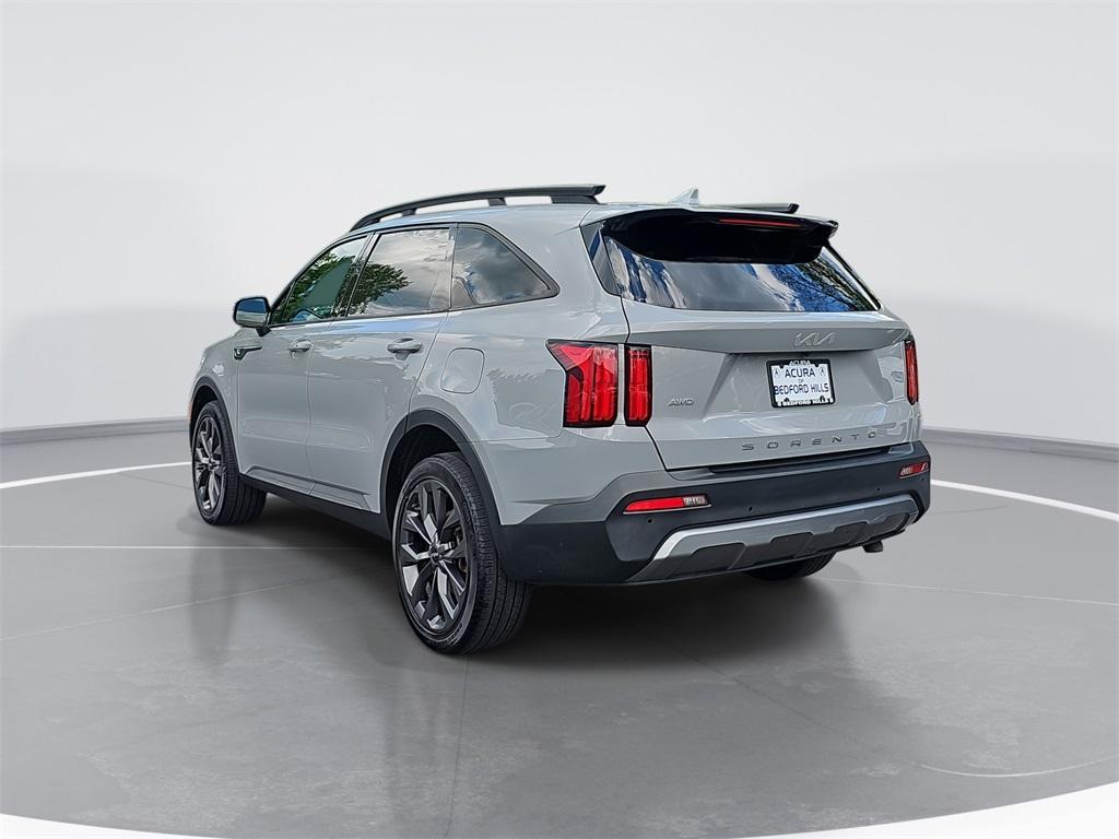 used 2022 Kia Sorento car, priced at $28,888