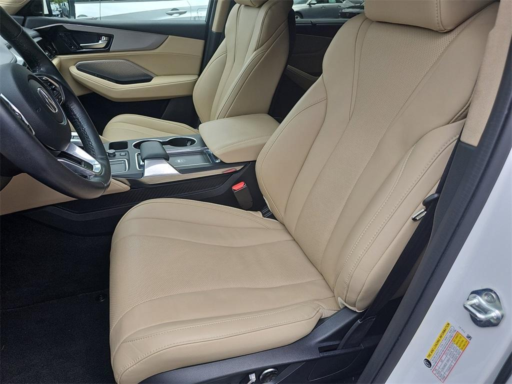 used 2022 Acura MDX car, priced at $41,000