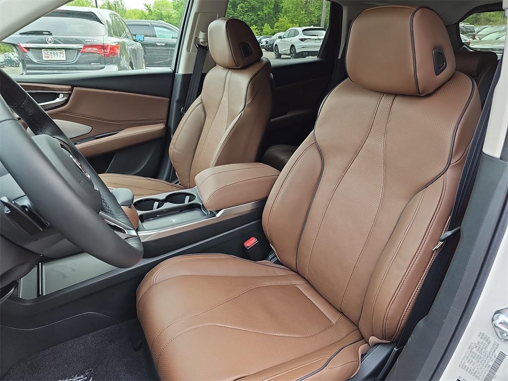 new 2025 Acura RDX car, priced at $54,400
