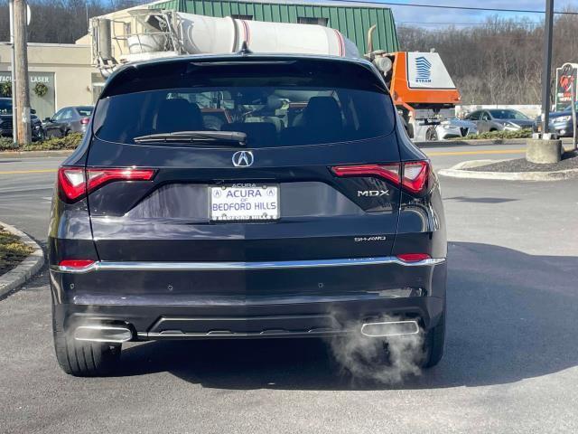 used 2022 Acura MDX car, priced at $38,500