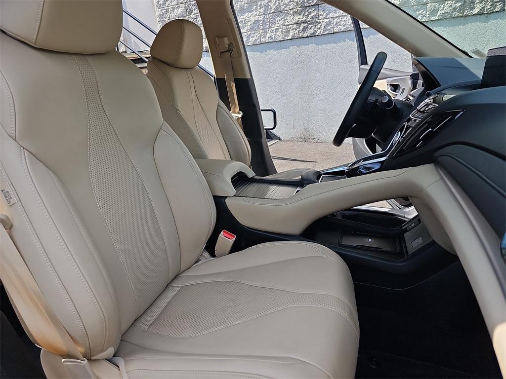 used 2023 Acura RDX car, priced at $35,000