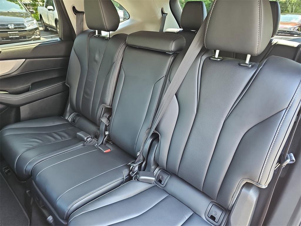 used 2023 Acura MDX car, priced at $43,888