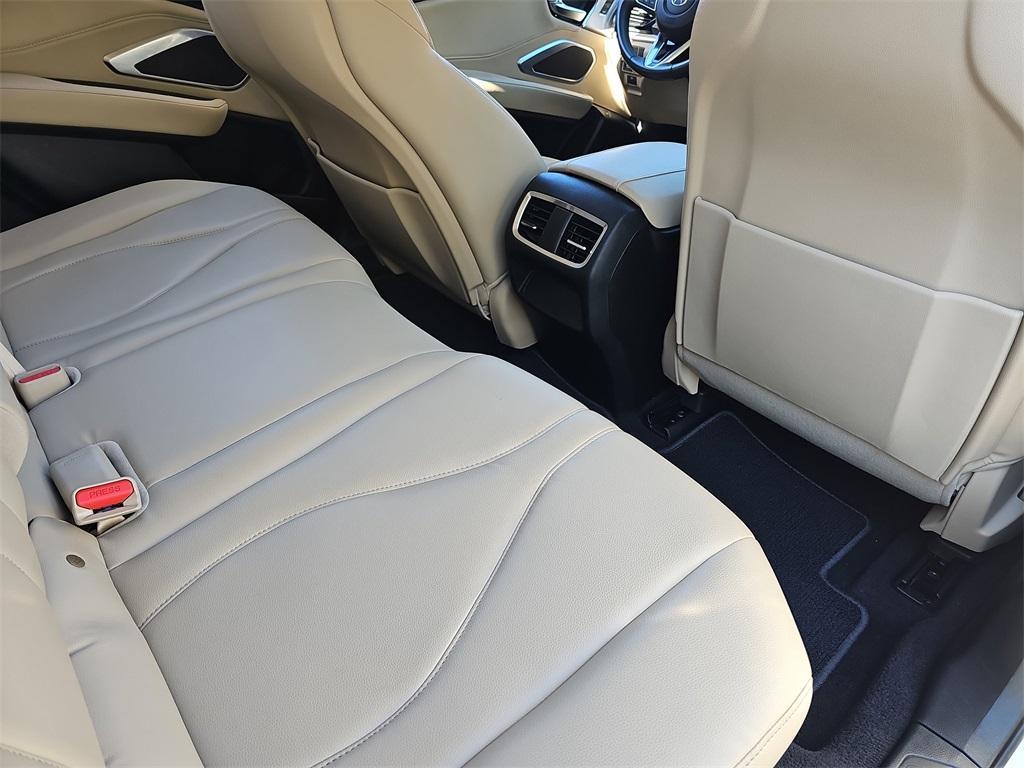 used 2022 Acura RDX car, priced at $31,000