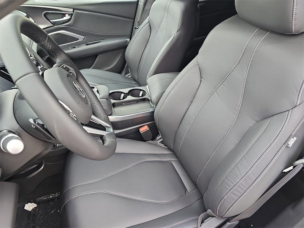 new 2025 Acura RDX car, priced at $46,050
