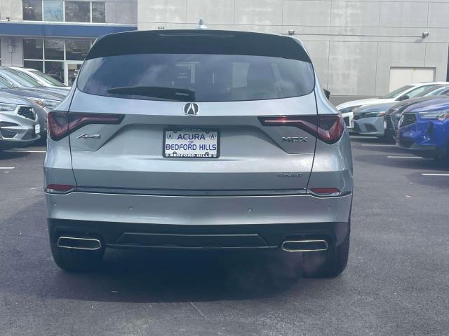 used 2022 Acura MDX car, priced at $38,000