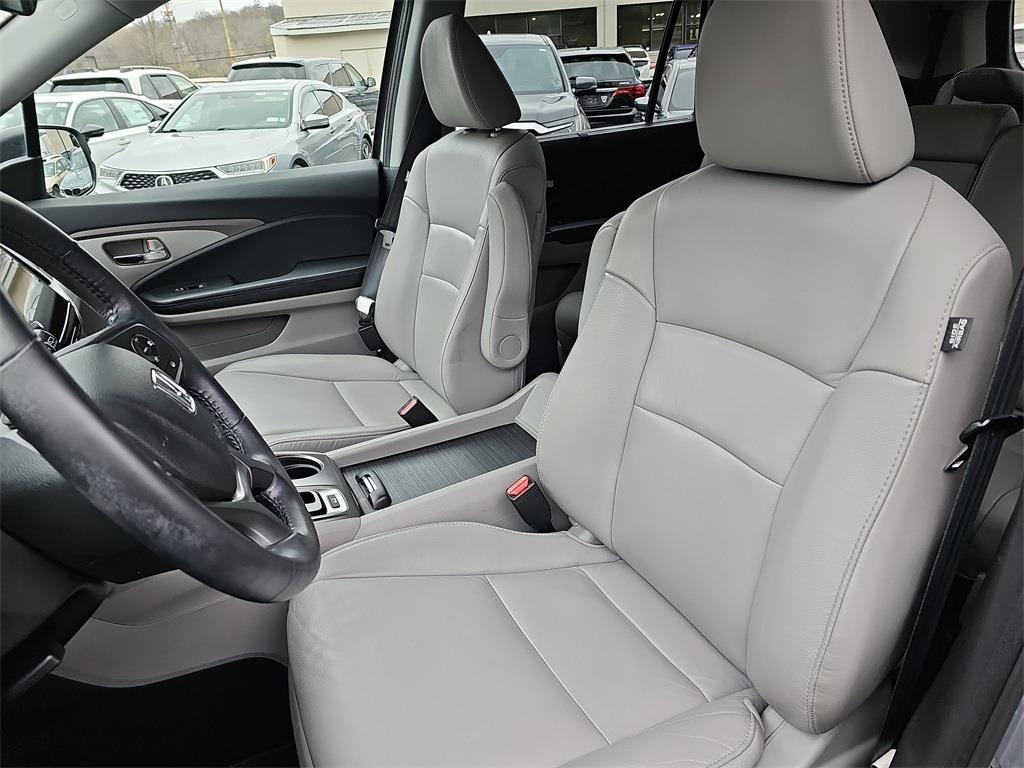used 2020 Honda Pilot car, priced at $23,888