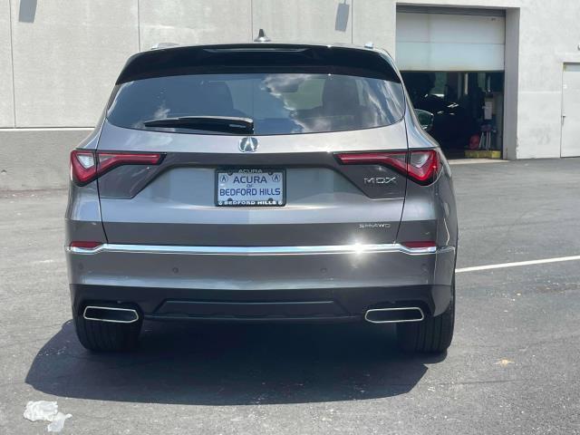 used 2022 Acura MDX car, priced at $38,500