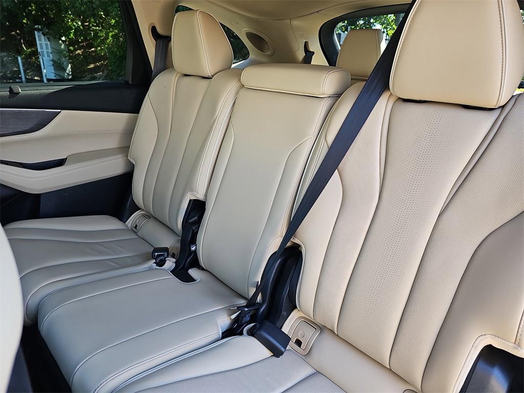 used 2023 Acura MDX car, priced at $45,888