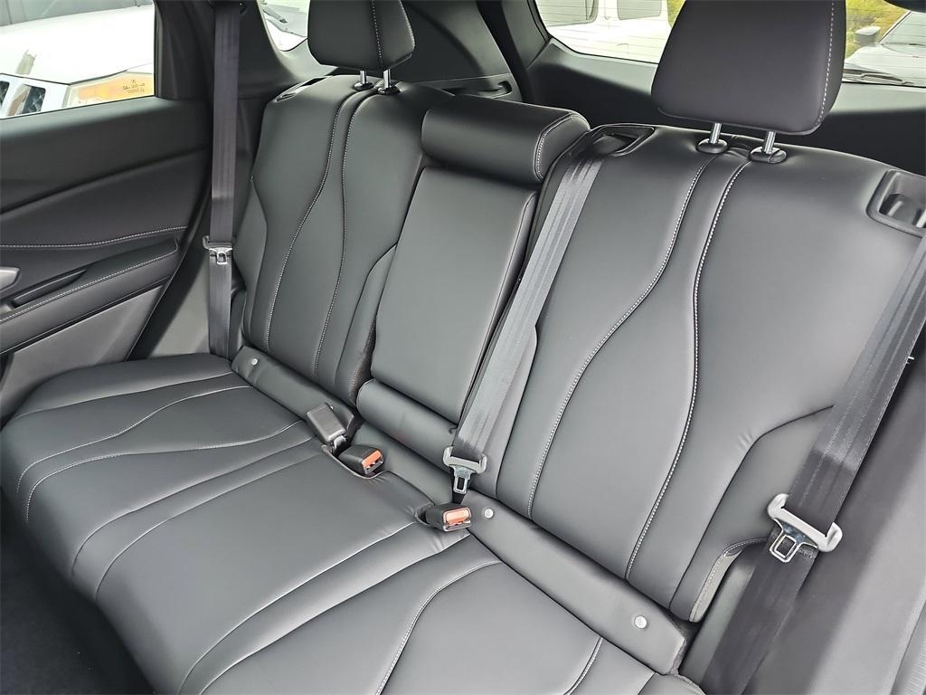 new 2025 Acura RDX car, priced at $46,650