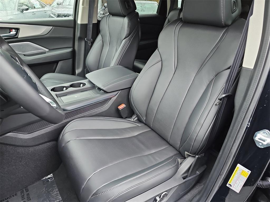 new 2025 Acura MDX car, priced at $60,750