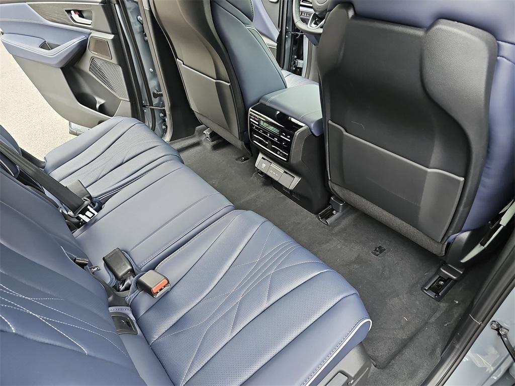new 2025 Acura MDX car, priced at $77,200
