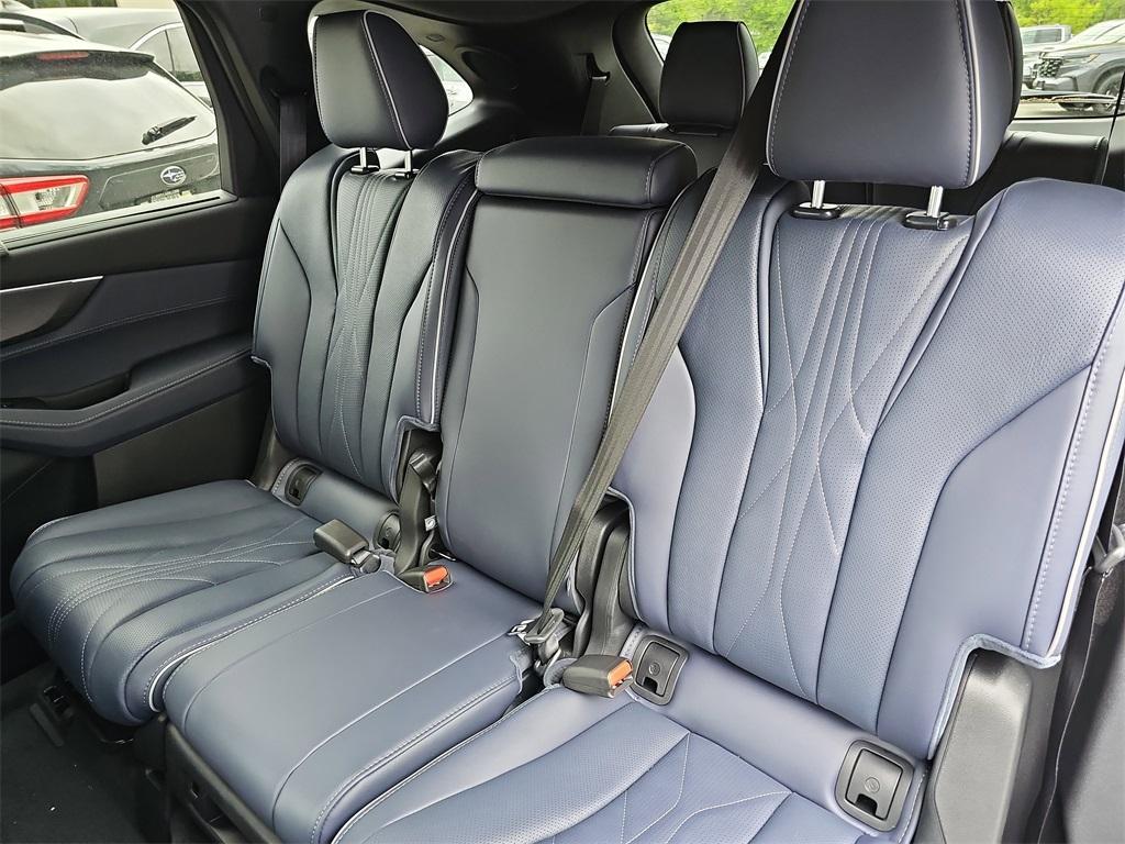 new 2025 Acura MDX car, priced at $77,200