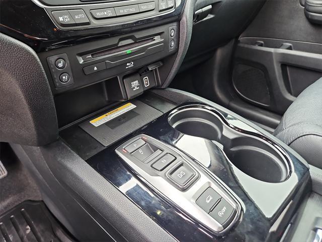used 2022 Honda Pilot car, priced at $37,451