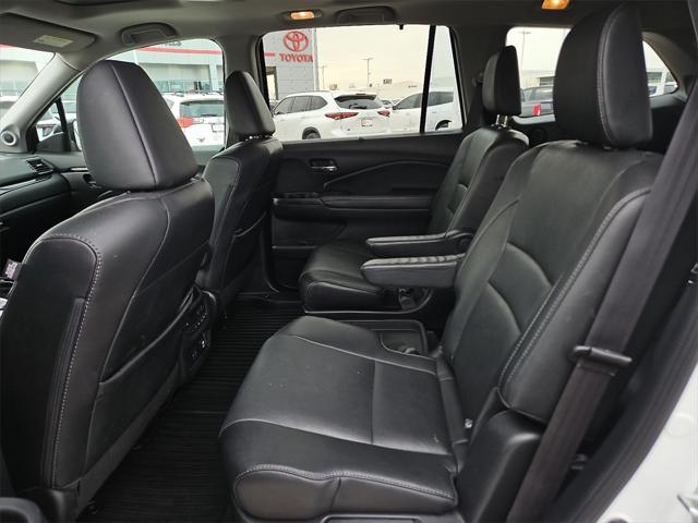 used 2022 Honda Pilot car, priced at $37,451