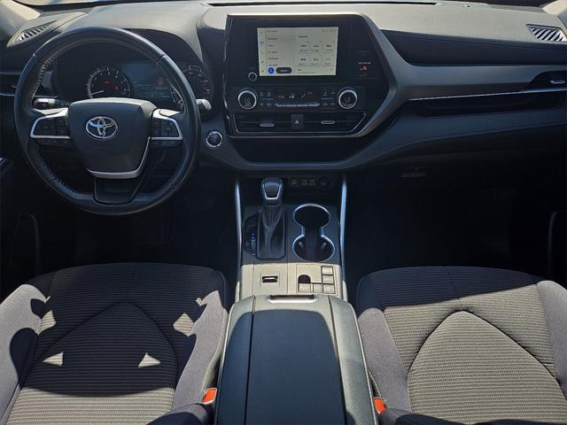 used 2023 Toyota Highlander car, priced at $36,977