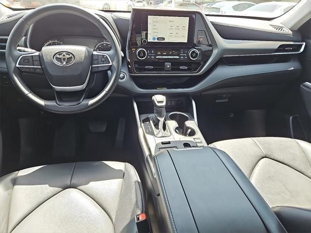 used 2024 Toyota Highlander car, priced at $47,390