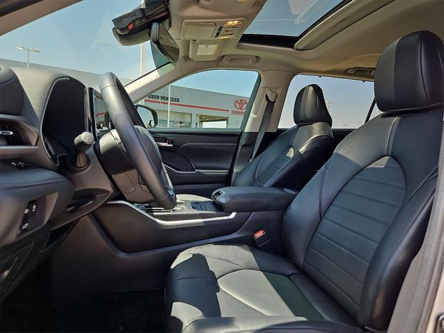 used 2024 Toyota Highlander car, priced at $47,390