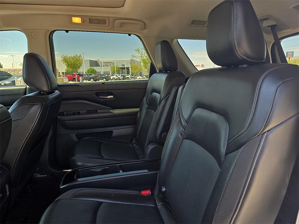 used 2022 Nissan Pathfinder car, priced at $28,014