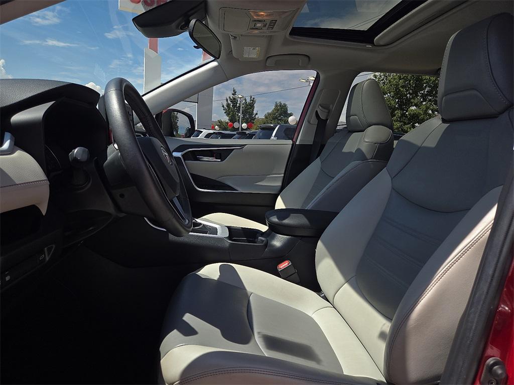 used 2020 Toyota RAV4 car, priced at $29,508