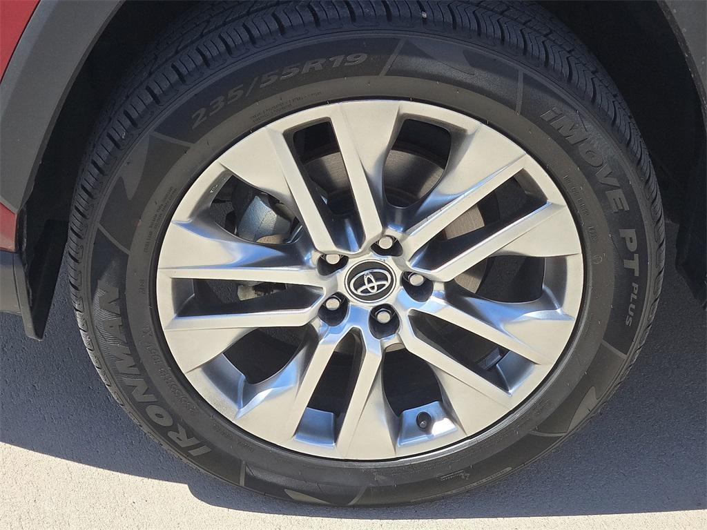 used 2020 Toyota RAV4 car, priced at $29,508