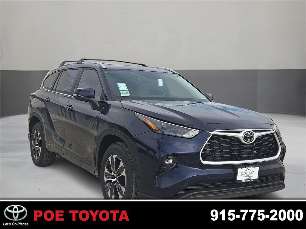 new 2025 Toyota Highlander car, priced at $48,446